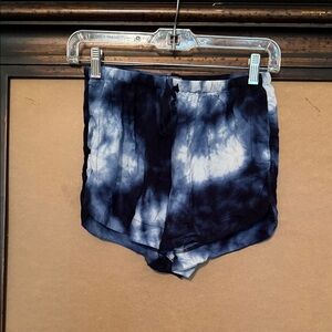 Brandy Melville Blue Tie-Dye Relaxed Shorts